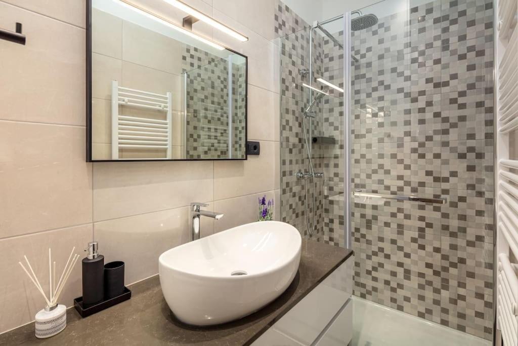 Apartman Drago 4* - 2 Minutes From The Town Centre Split Exterior foto